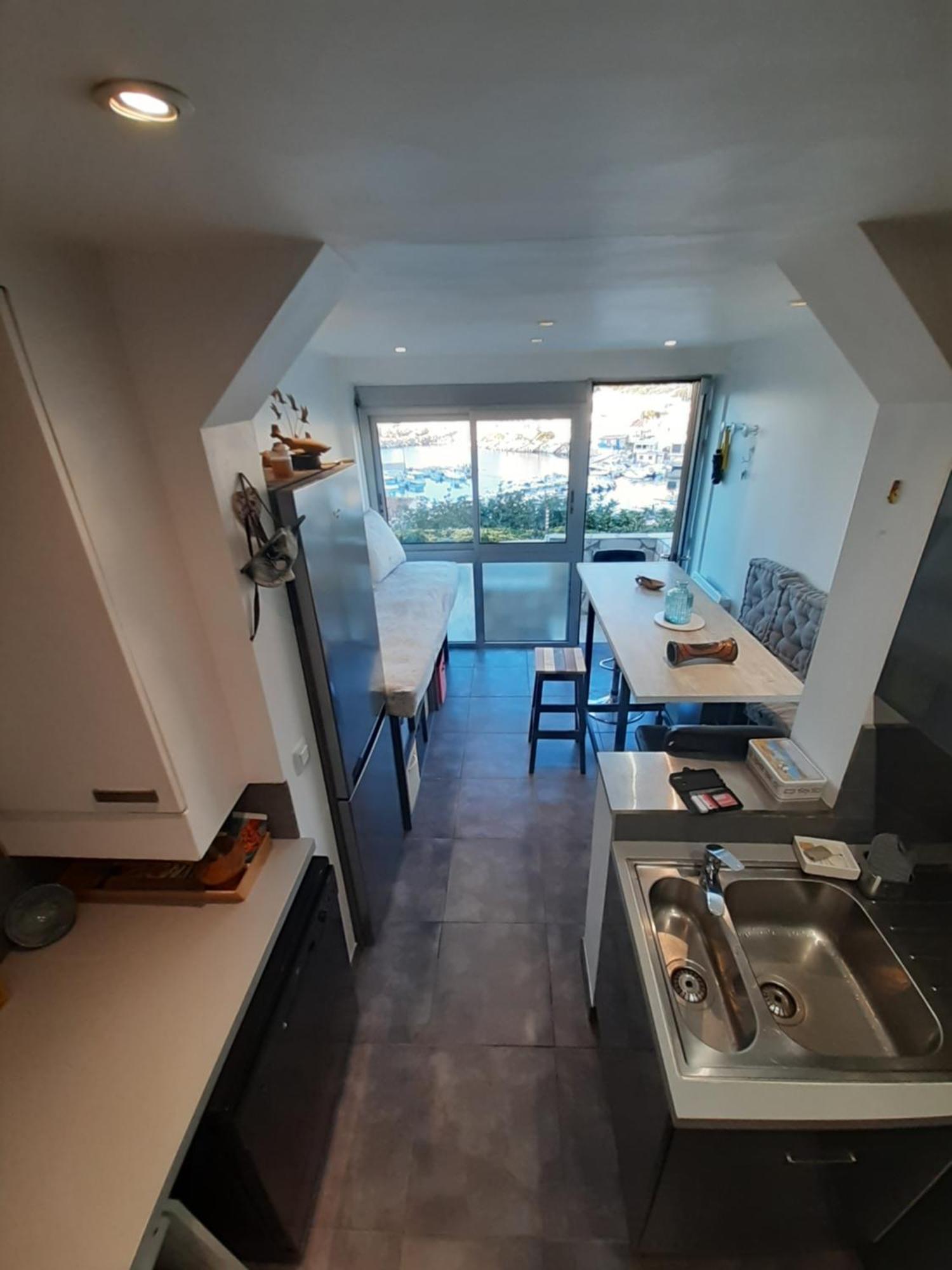 Cabanon Vue Et Calanques Les Goudes