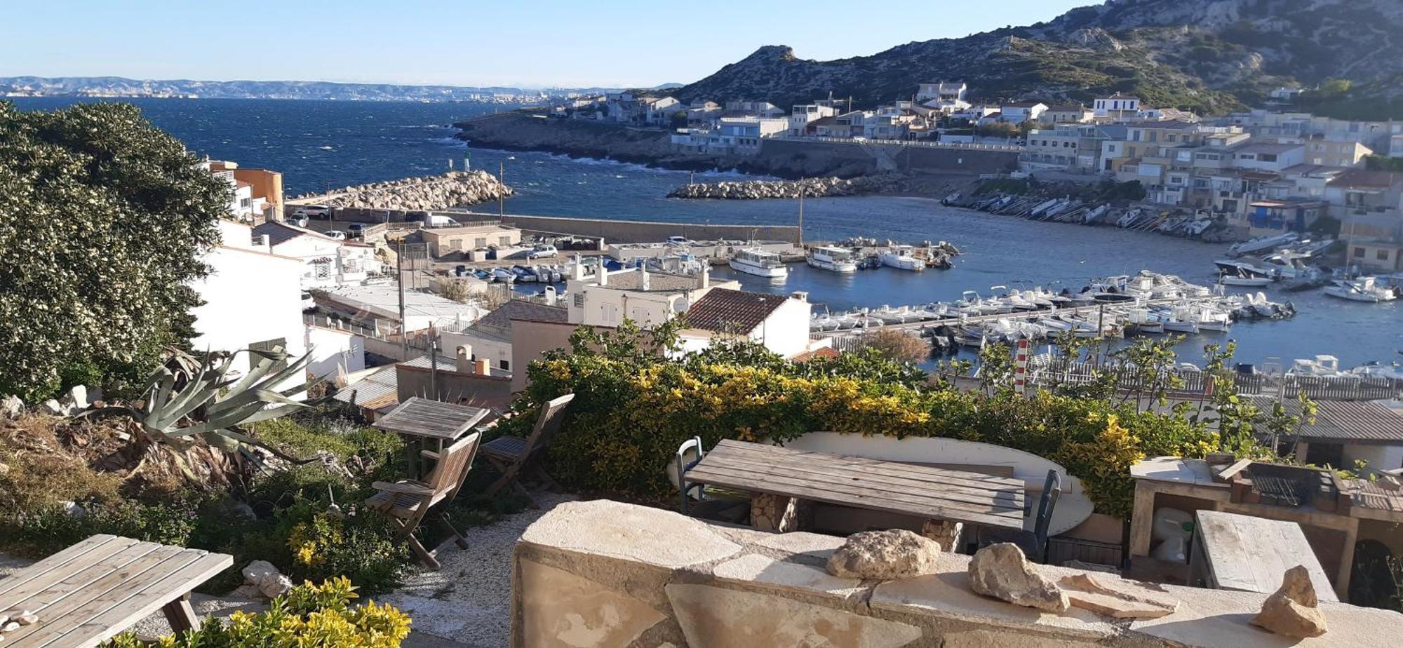 Cabanon Vue Et Calanques Les Goudes Marseille